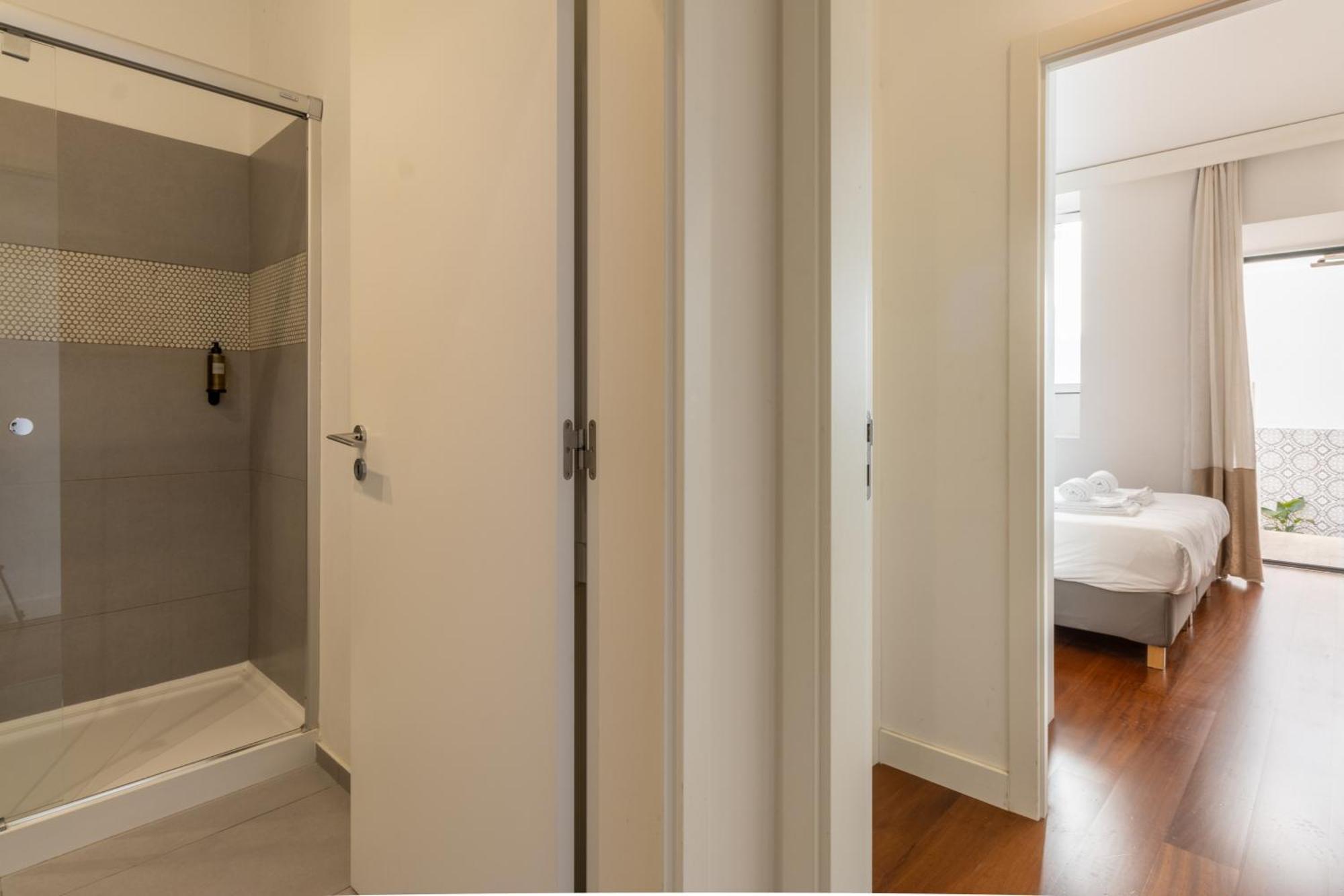 Modern 3Br, Terrace, Ac/Heating & Self Check-In Apartment Lisbon Exterior photo